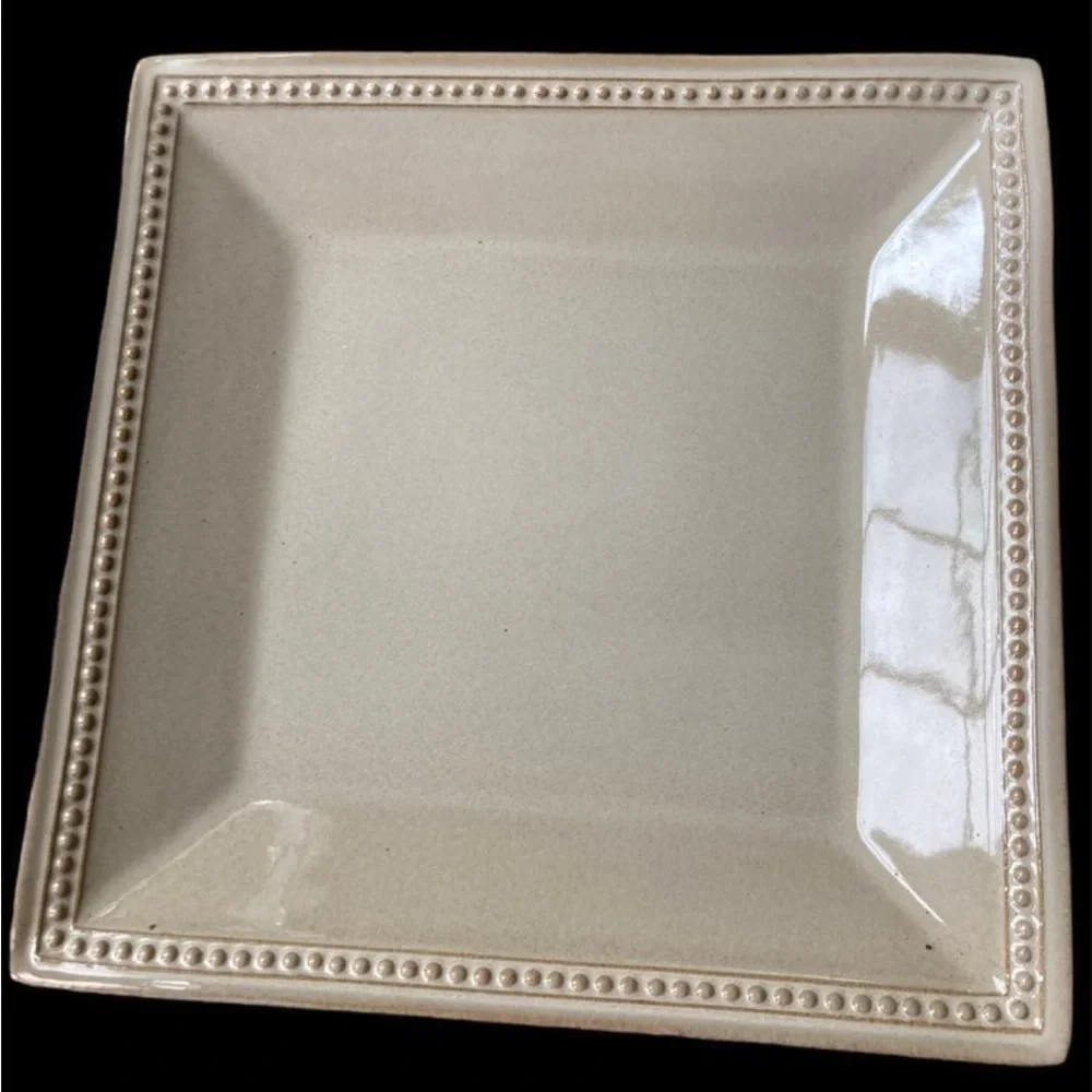 NWT - Pier 1 square plate